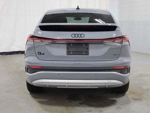 Used 2023 Audi Q4 e-tron Premium Plus image 7