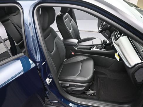 New 2026 Jeep Compass Limited image 19