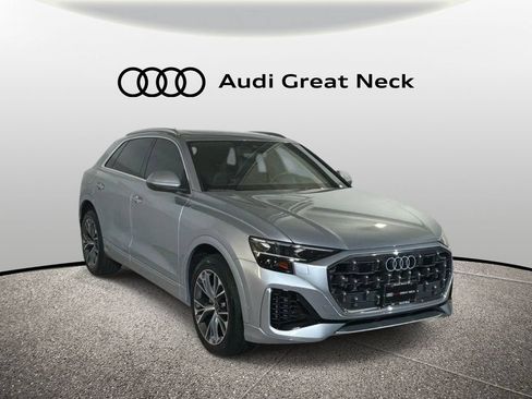 Used 2025 Audi Q8 Premium w/ Convenience Package AWD/4WD image 9
