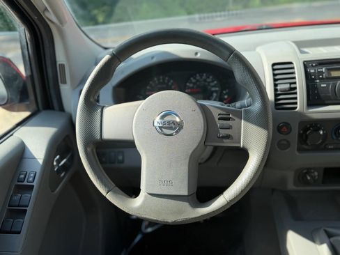 Used 2008 Nissan Frontier SE w/ SE Value Truck Pkg AWD/4WD image 24