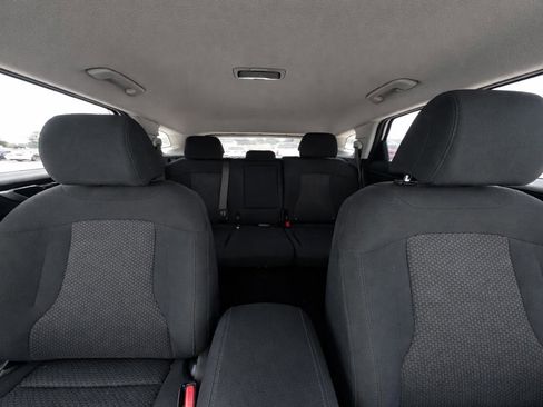 Used 2025 Kia Sportage LX FWD image 13