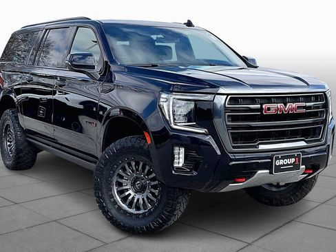 Used 2023 GMC Yukon XL AT4 w/ Max Trailering Package image 3