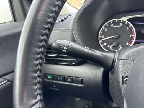 Used 2022 Nissan Sentra SV image 26