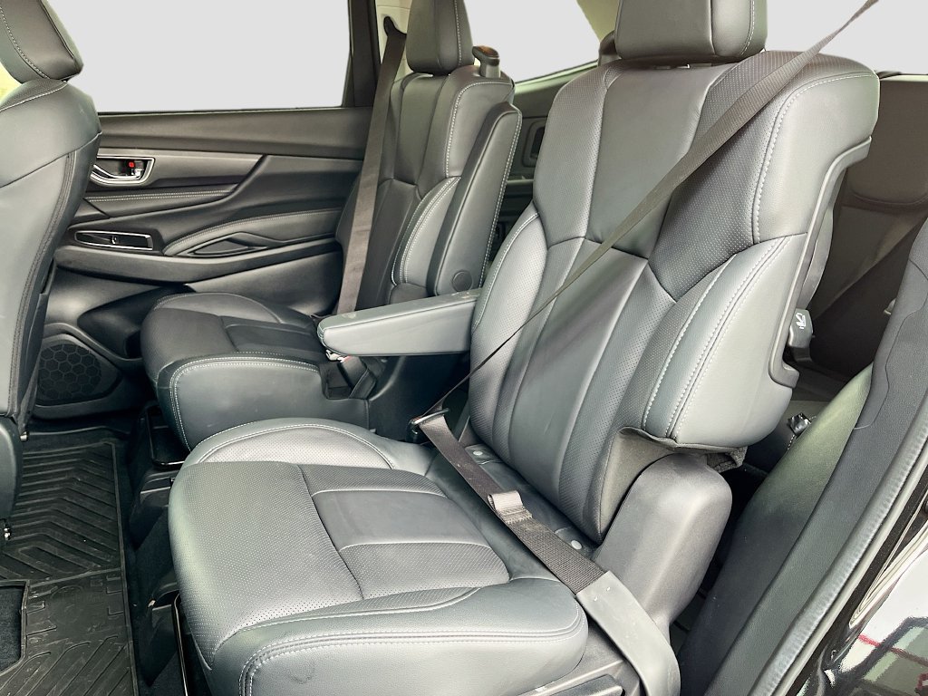 Used 2024 Subaru Ascent Limited AWD/4WD image 25