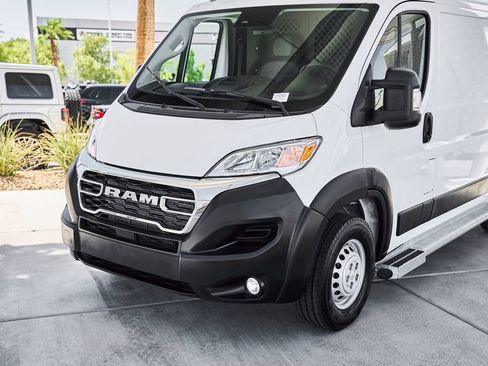 Used 2025 RAM ProMaster 2500 w/ U-Haul Equipment Group FWD image 6