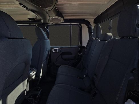 New 2026 Jeep Gladiator Sport image 8