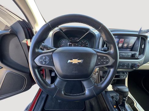 Used 2016 Chevrolet Colorado Z71 image 40