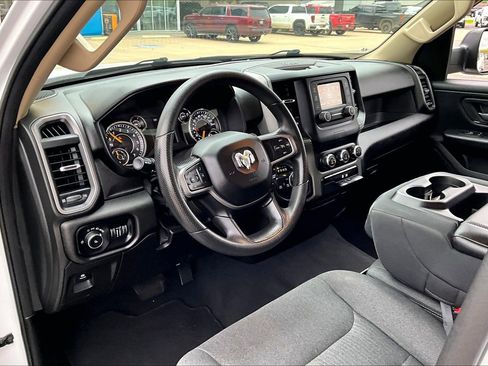 Used 2019 RAM 1500 Tradesman AWD/4WD image 13