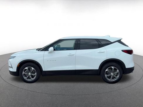 Used 2026 Chevrolet Blazer LT AWD/4WD image 7