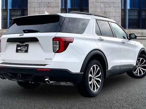 Certified 2022 Ford Explorer ST-Line w/ Class IV Trailer Tow Package AWD/4WD image 11