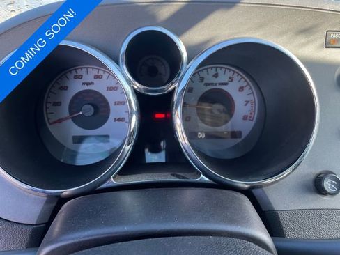 Used 2006 Pontiac Solstice Convertible w/ Premium Package image 4