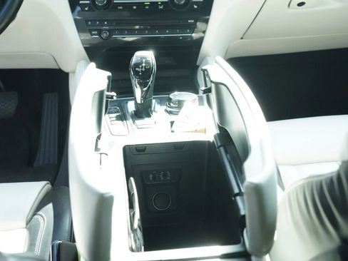 Used 2018 BMW X6 sDrive35i image 28