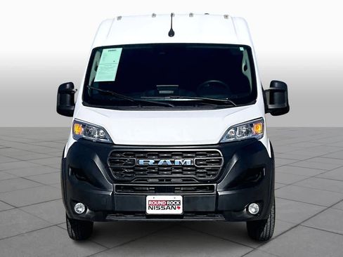 Used 2024 RAM ProMaster 2500 w/ Premium Convenience Group image 4