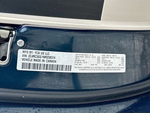 Used 2022 Chrysler Pacifica Limited w/ Uconnect Theater Family Group AWD/4WD image 36