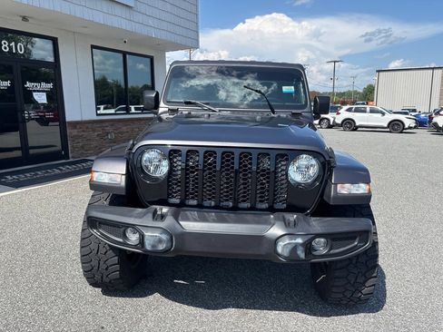 Used 2022 Jeep Gladiator Sport AWD/4WD image 12