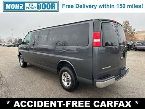 Used 2017 Chevrolet Express 3500 LT w/ LT Preferred Equipment Group image 5