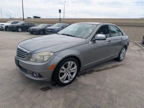Used 2009 Mercedes-Benz C 300 Sedan image 17
