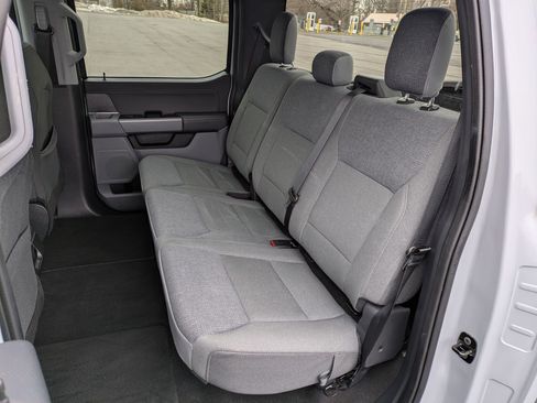 Certified 2025 Ford F150 XLT w/ Equipment Group 301A Standard image 17