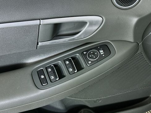 Used 2021 Hyundai Sonata SE w/ Winter Weather Package image 15