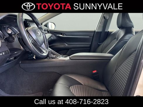 Used 2021 Toyota Camry SE w/ Carpet Mat Package (TMS) FWD image 14