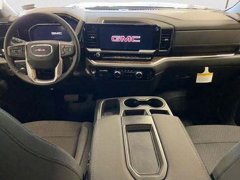 New 2026 GMC Sierra 2500 SLE image 11