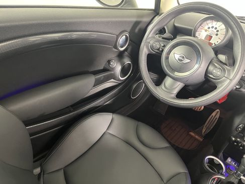 Used 2013 MINI Cooper S image 9