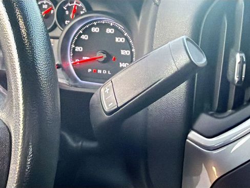 Used 2023 Chevrolet Silverado 1500 Custom Trail Boss image 28