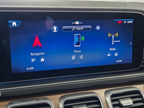 New 2025 Mercedes-Benz GLS 580 4MATIC image 15