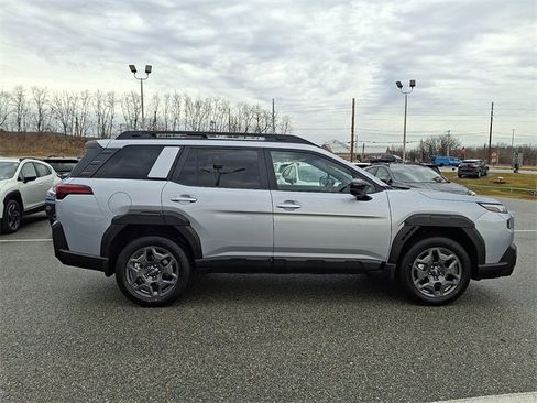 New 2026 Subaru Outback Premium image 7