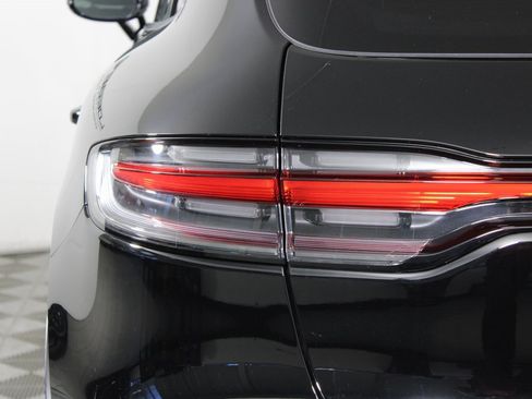 New 2026 Porsche Macan image 12