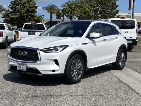 Certified 2025 INFINITI QX50 Luxe AWD/4WD image 2