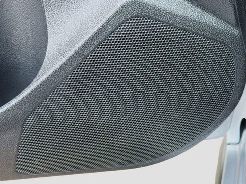 Used 2017 Subaru Crosstrek 2.0i Premium image 22