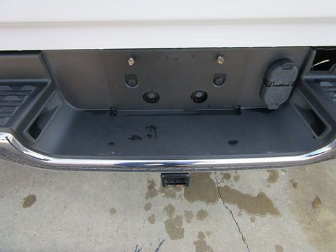 Used 2020 RAM 1500 Laramie RWD image 16