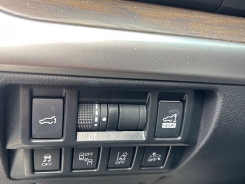 Used 2019 Subaru Outback 2.5i Touring w/ Popular Package #3A image 15