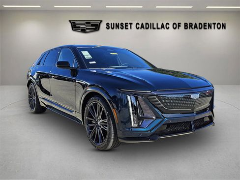 New 2026 Cadillac Lyriq V image 1