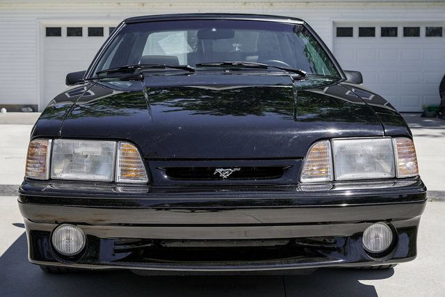 Used 1993 Ford Mustang Cobra RWD image 13