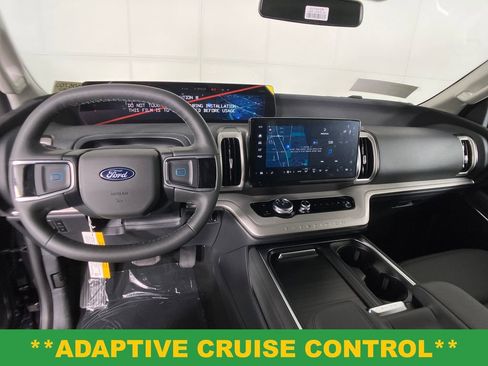 New 2026 Ford Expedition Active image 7