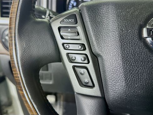 Used 2018 Nissan Titan Platinum Reserve w/ Platinum Utility Package image 16