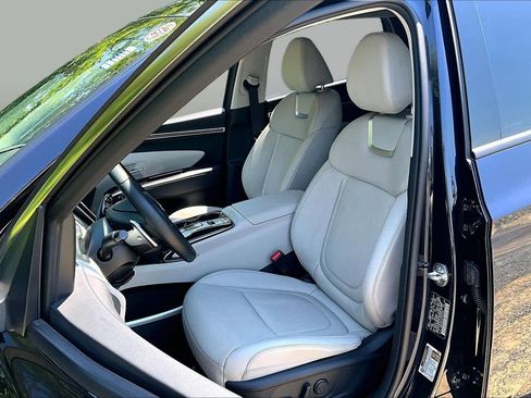 Used 2023 Hyundai Tucson Limited AWD/4WD image 8