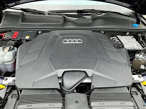 Used 2020 Audi Q7 3.0T Prestige w/ Prestige Package AWD/4WD image 30