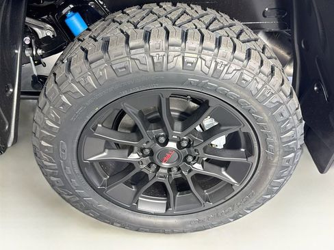 New 2026 Toyota Tundra Limited AWD/4WD image 31