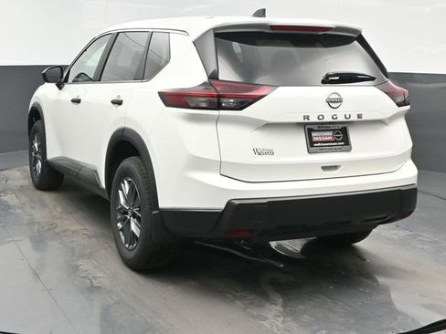 New 2026 Nissan Rogue S FWD image 4