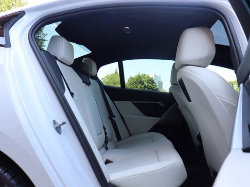 Used 2024 BMW i5 M60 w/ Premium Package AWD/4WD image 18
