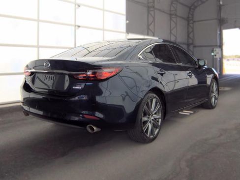 Used 2021 MAZDA MAZDA6 Touring FWD image 2
