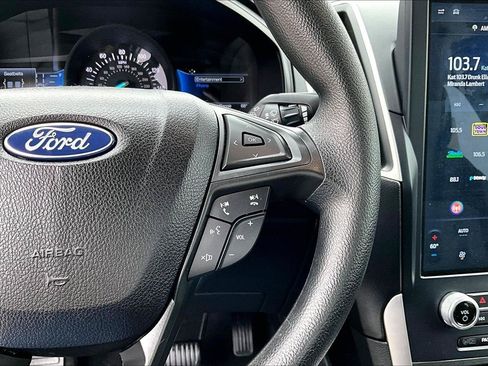 Used 2023 Ford Edge SE AWD/4WD image 12