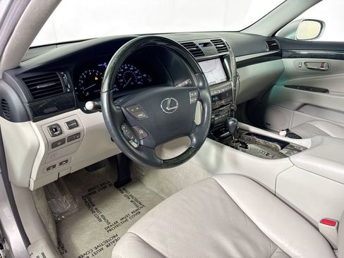 Used 2008 Lexus LS 460 image 9