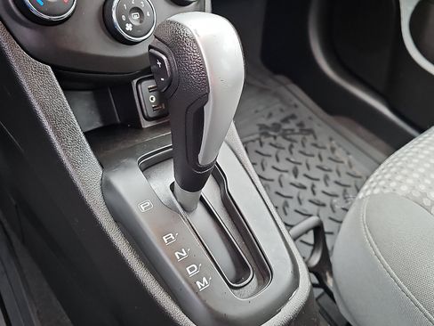 Used 2020 Chevrolet Sonic LT image 14