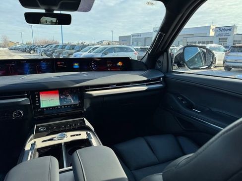 New 2025 Lincoln Navigator L Reserve w/ Jet Appearance Package image 18