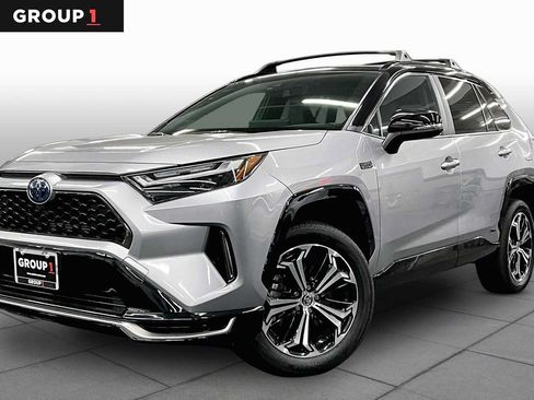 Used 2024 Toyota RAV4 XSE w/ Weather Package AWD/4WD image 1