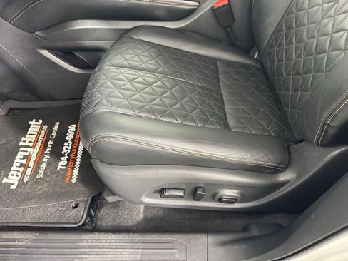 Used 2024 Nissan Murano Platinum w/ Cargo Package image 12